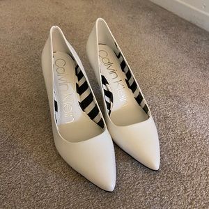 Calvin Klein White Leather Pumps (3.5”)